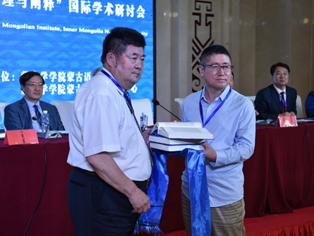 娱乐城